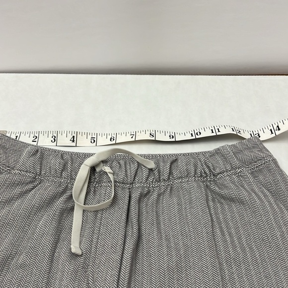 Lululemon drawstring pants - Picture 7 of 7